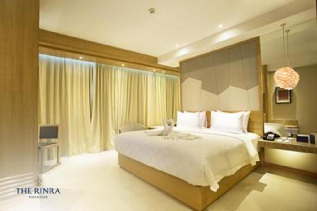 The Rinra Hotel Makassar Exterior photo